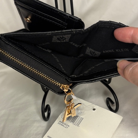 Anne Klein Black Zip Around Wallet - Picture 5 of 12